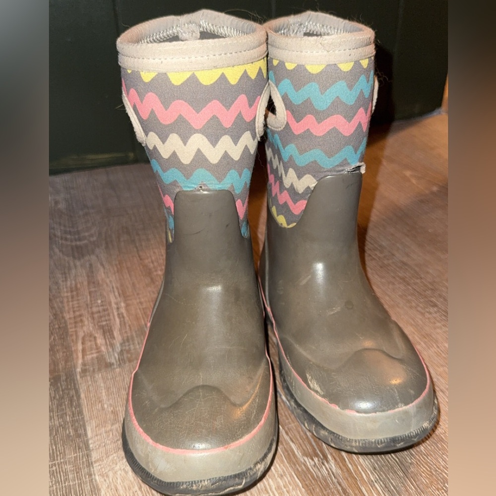 Bogs Winter Boots size 12 little girls